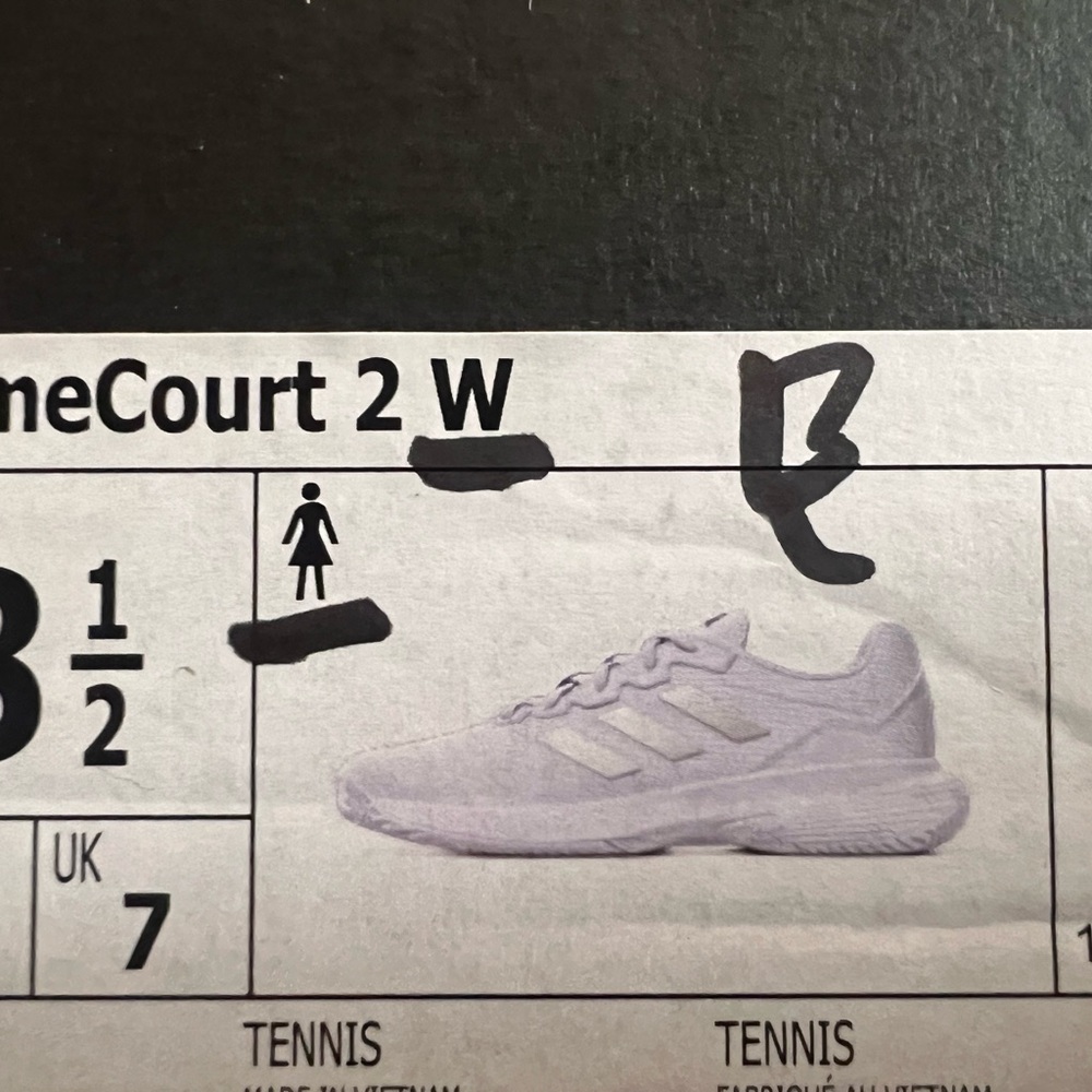 Adidas Women’s Gray and White tennis shoes NIB - Picture 4 of 4